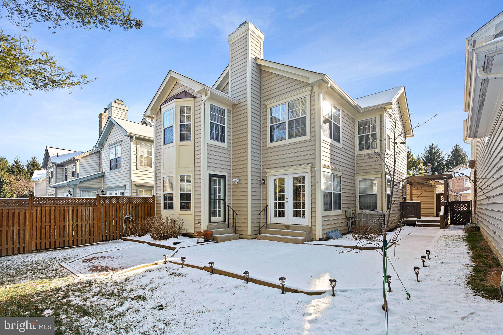 8405 MARKETREE CIRCLE