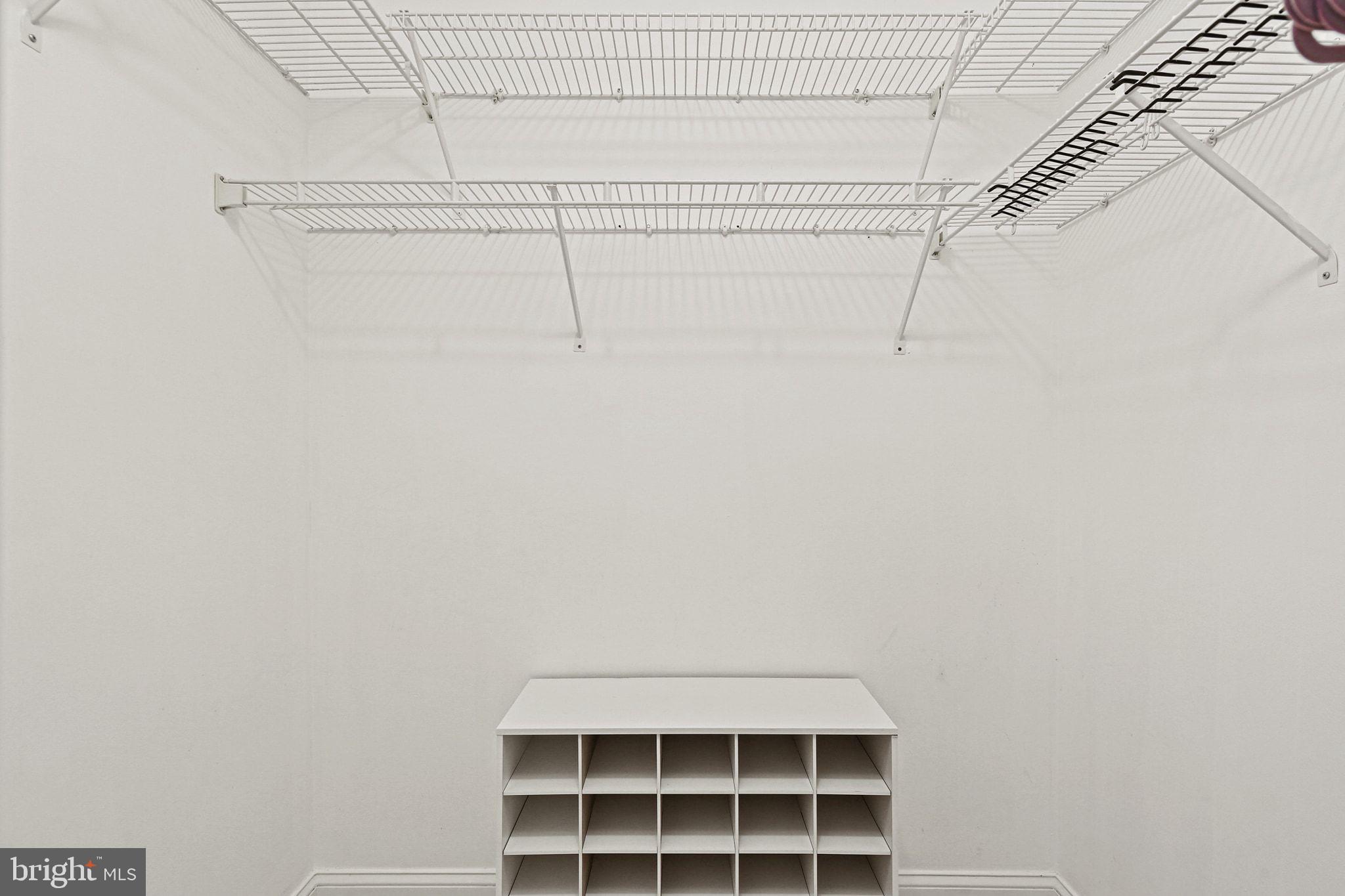 8405 MARKETREE CIRCLE