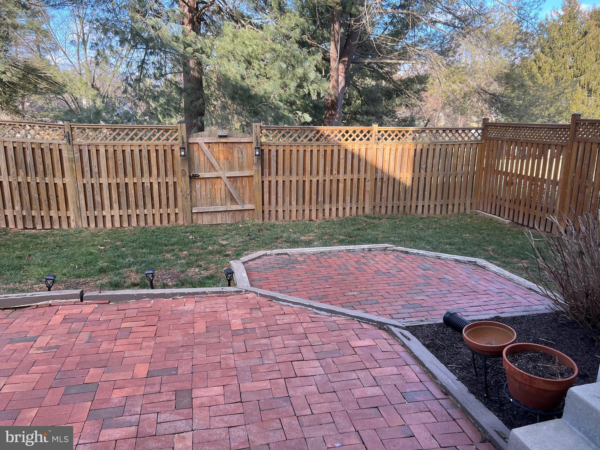 8405 MARKETREE CIRCLE