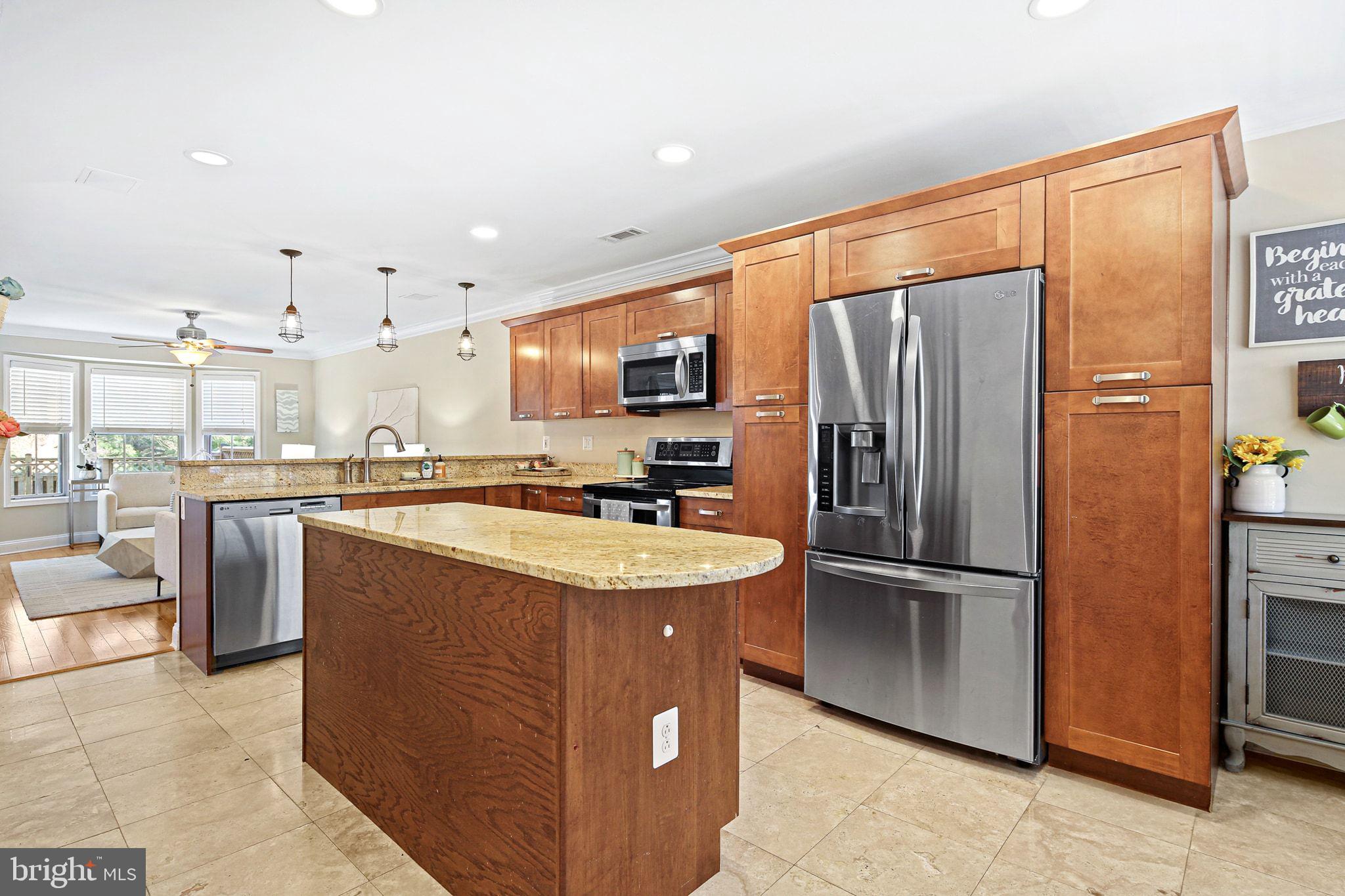 8405 MARKETREE CIRCLE