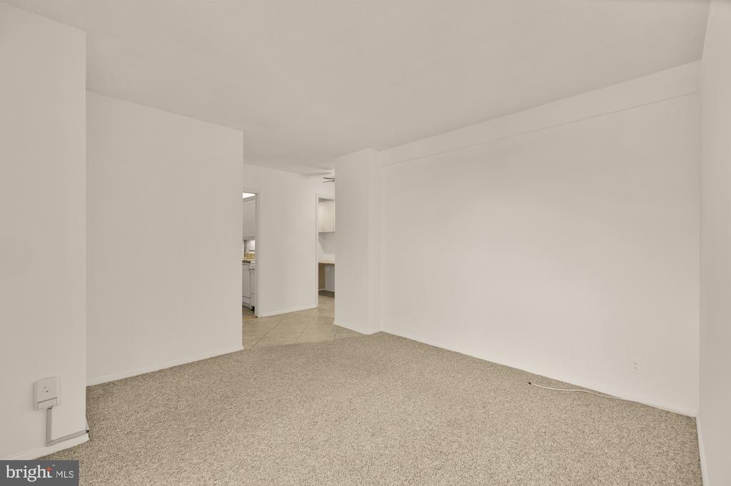 4515 WILLARD AVENUE 2320S