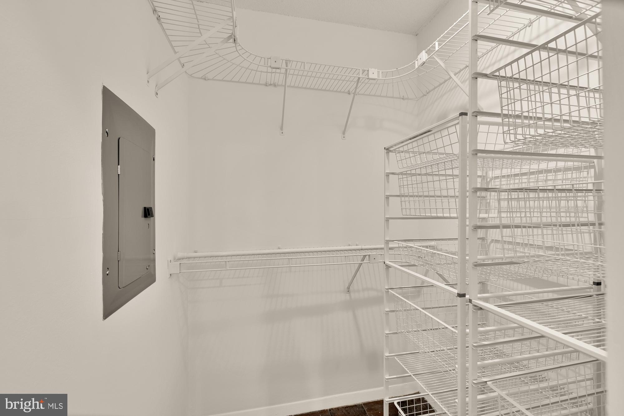 4515 WILLARD AVENUE 2320S