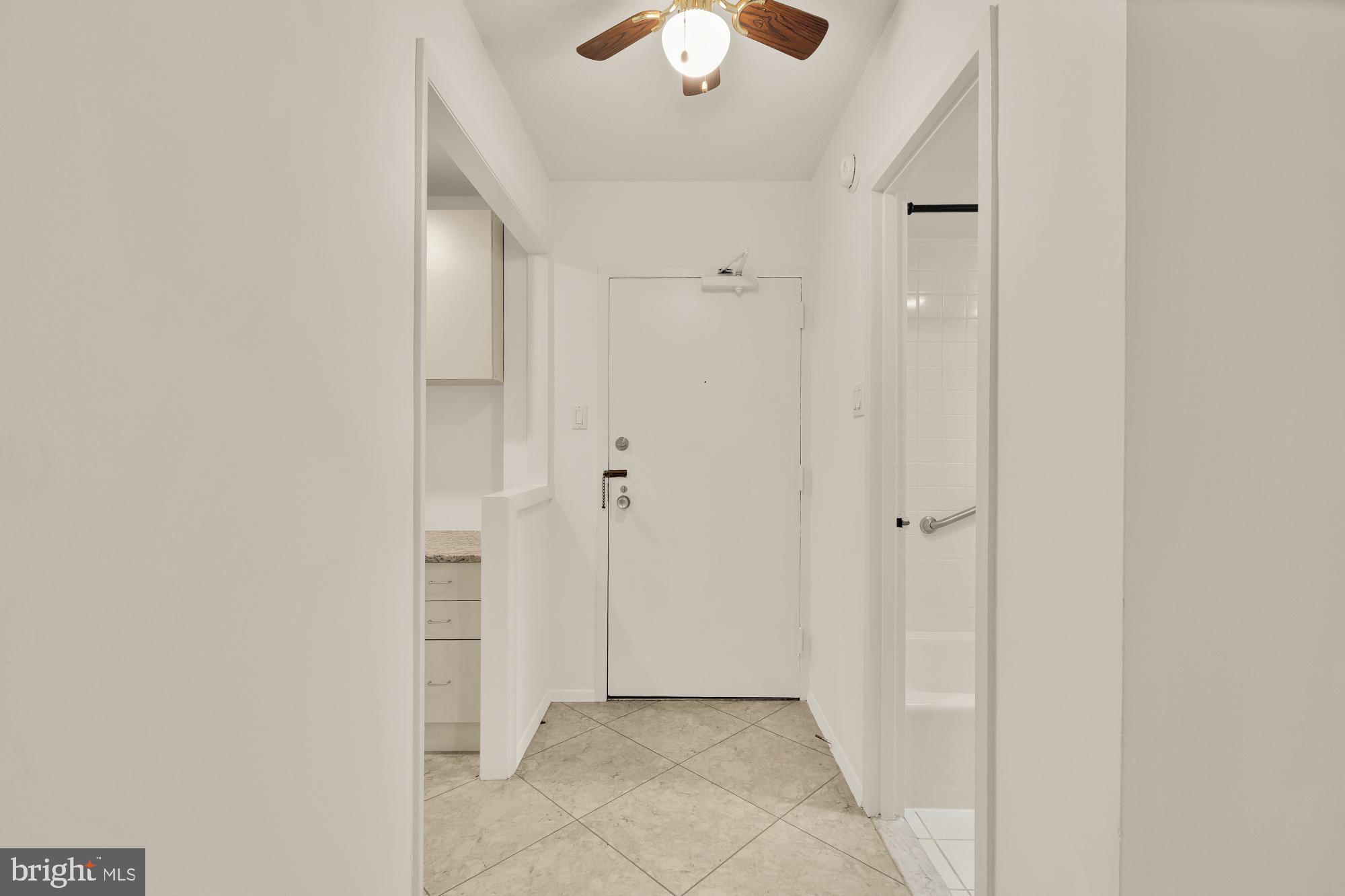 4515 WILLARD AVENUE 2320S