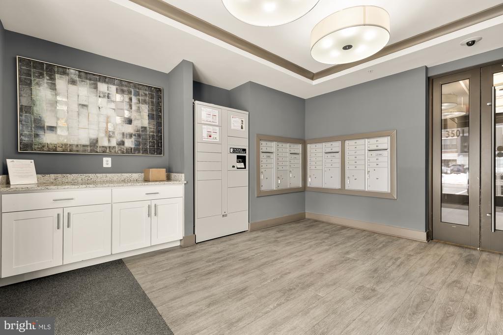 3501 BELLFLOWER LANE 201