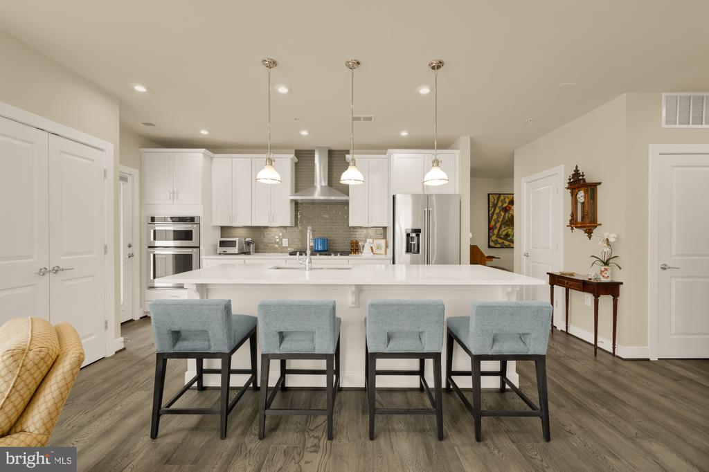3501 BELLFLOWER LANE 201