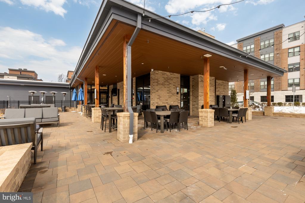 3501 BELLFLOWER LANE 201
