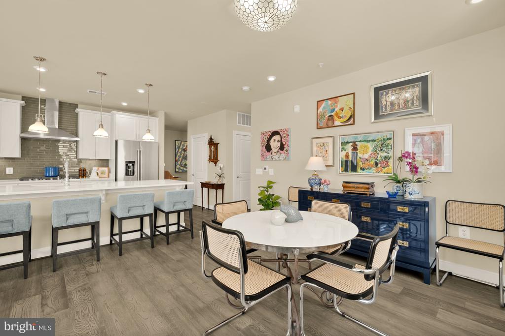 3501 BELLFLOWER LANE 201