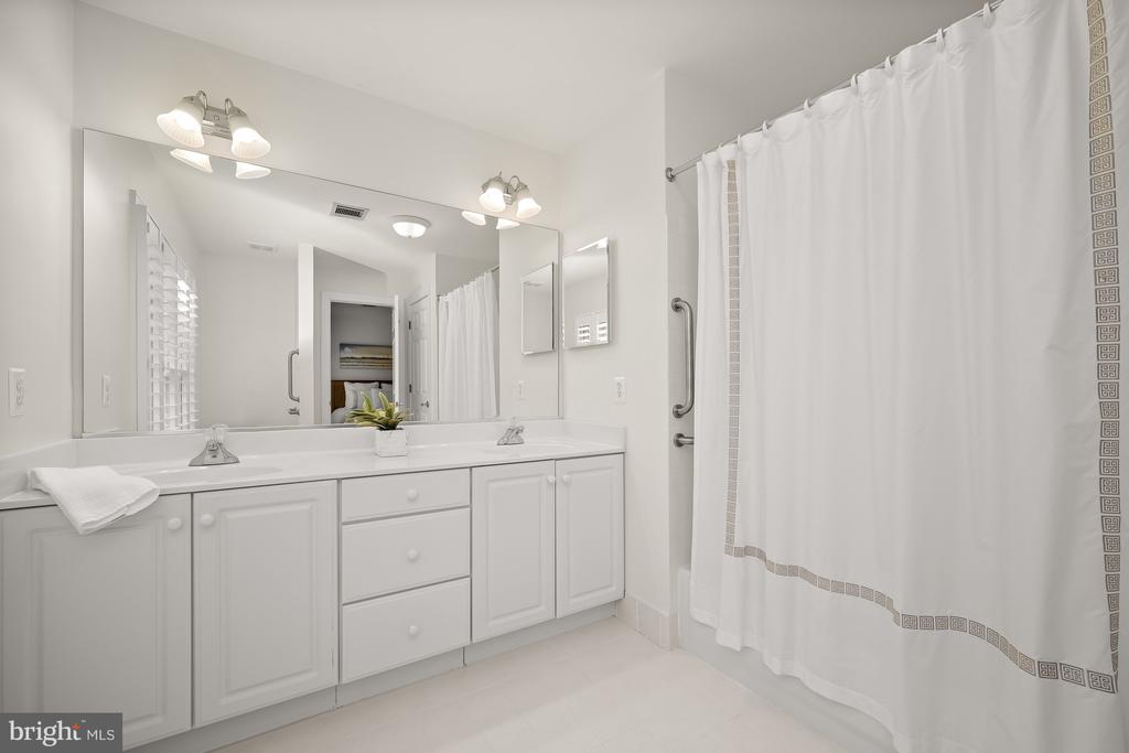 9912 DOUBLETREE COURT