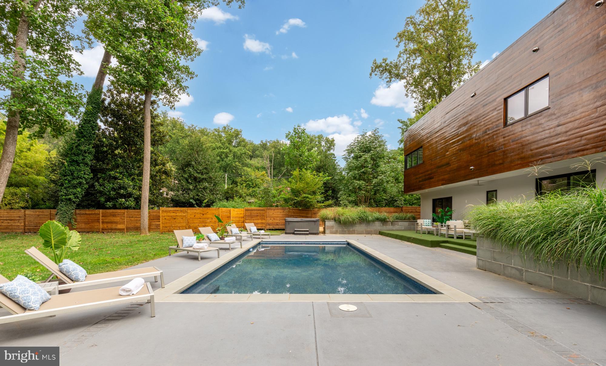 6309 BRADLEY BOULEVARD