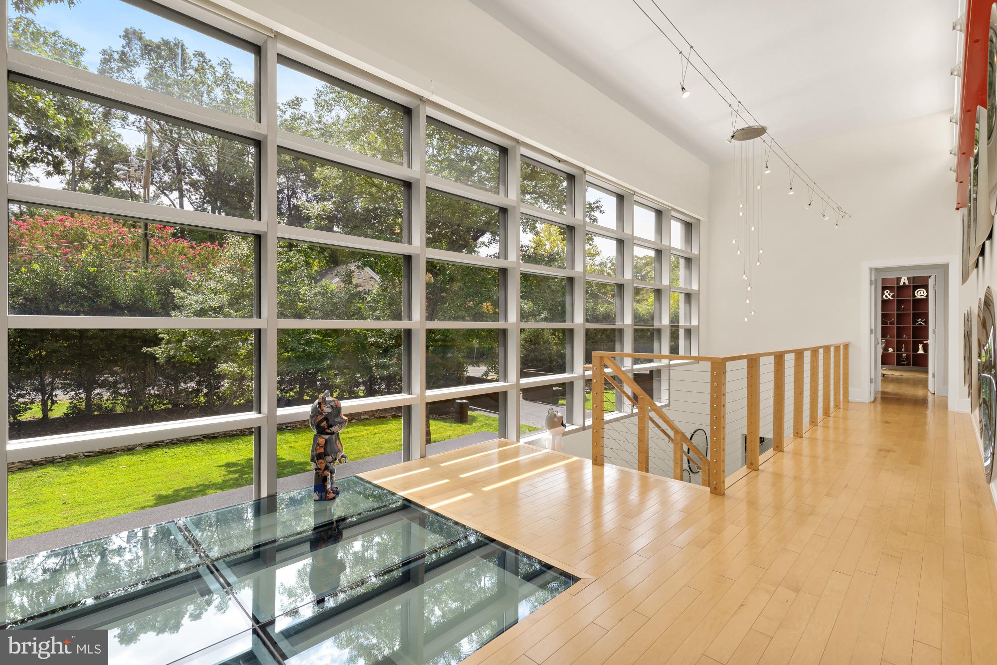 6309 BRADLEY BOULEVARD