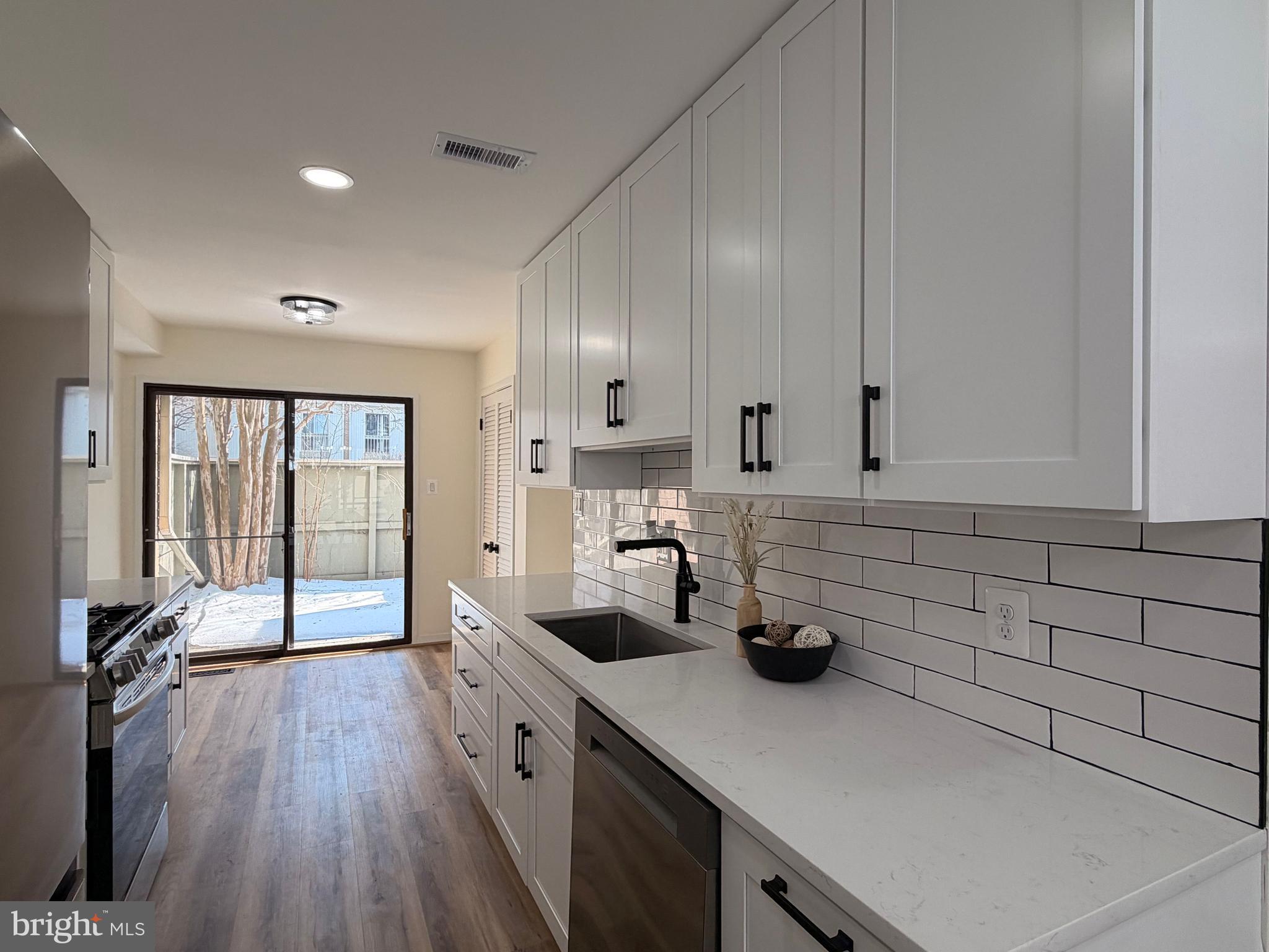 5236 POOKS HILL ROAD D-23