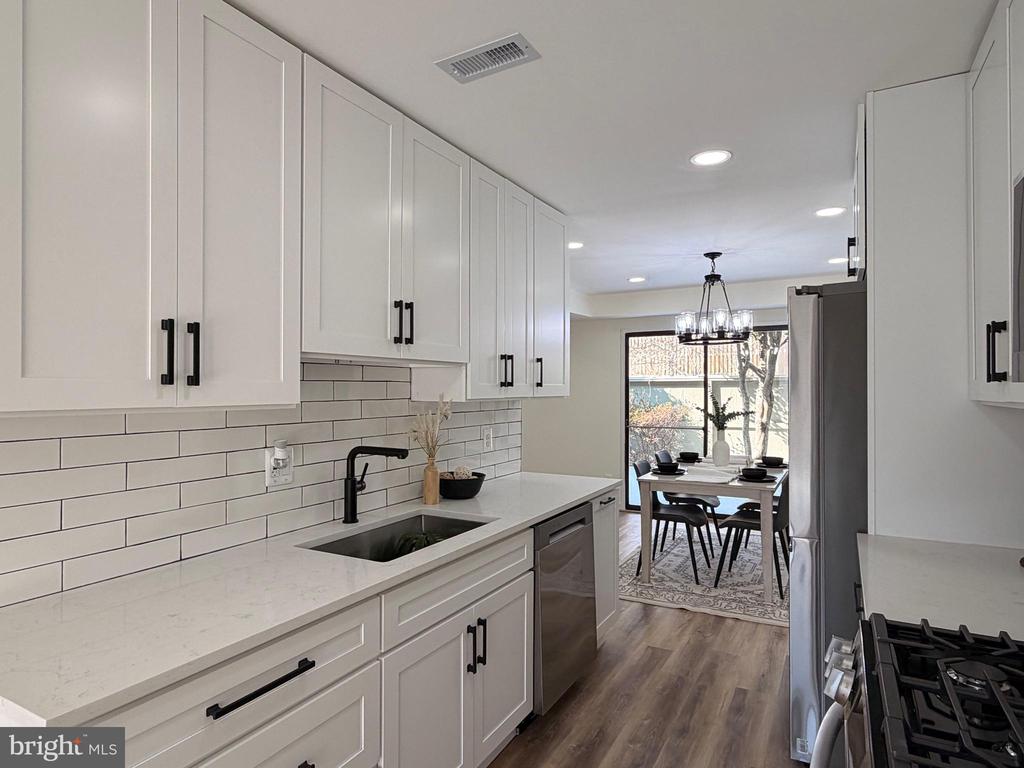 5236 POOKS HILL ROAD D-23