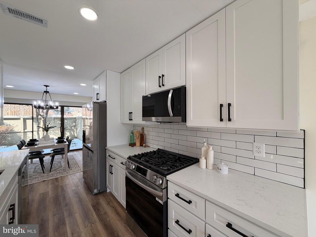 5236 POOKS HILL ROAD D-23