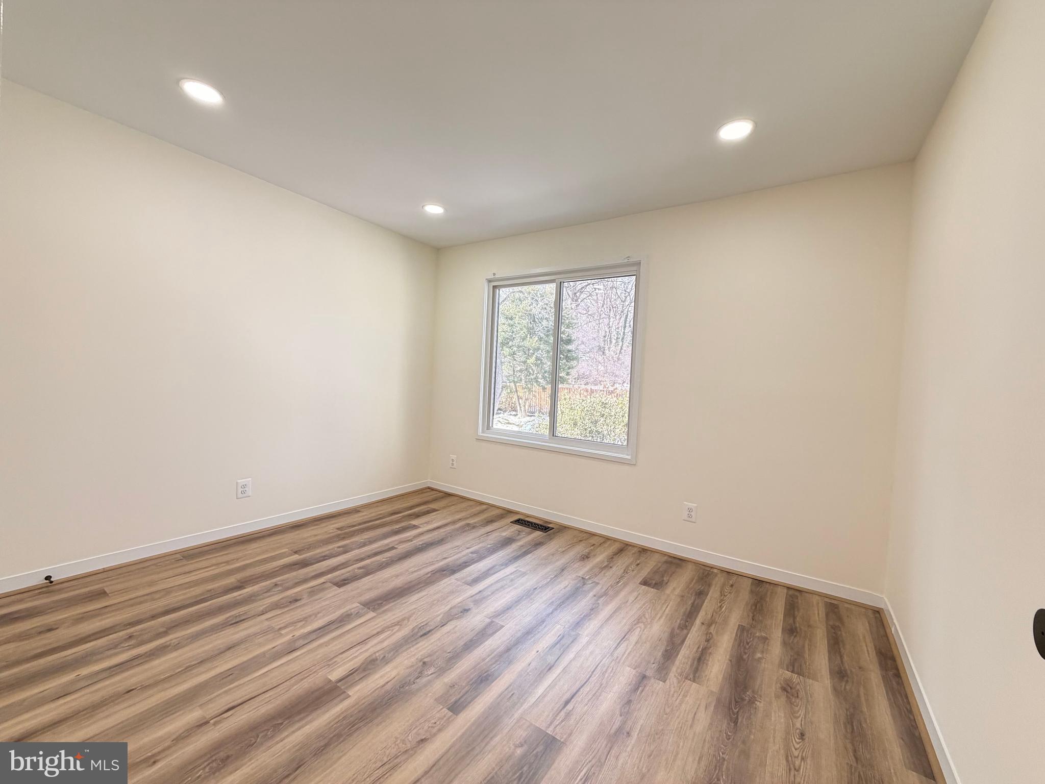 5236 POOKS HILL ROAD D-23