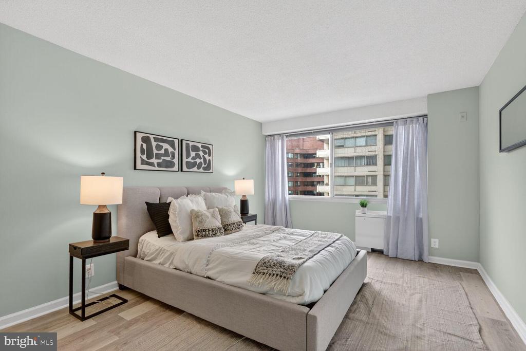 4515 WILLARD AVENUE 1414S