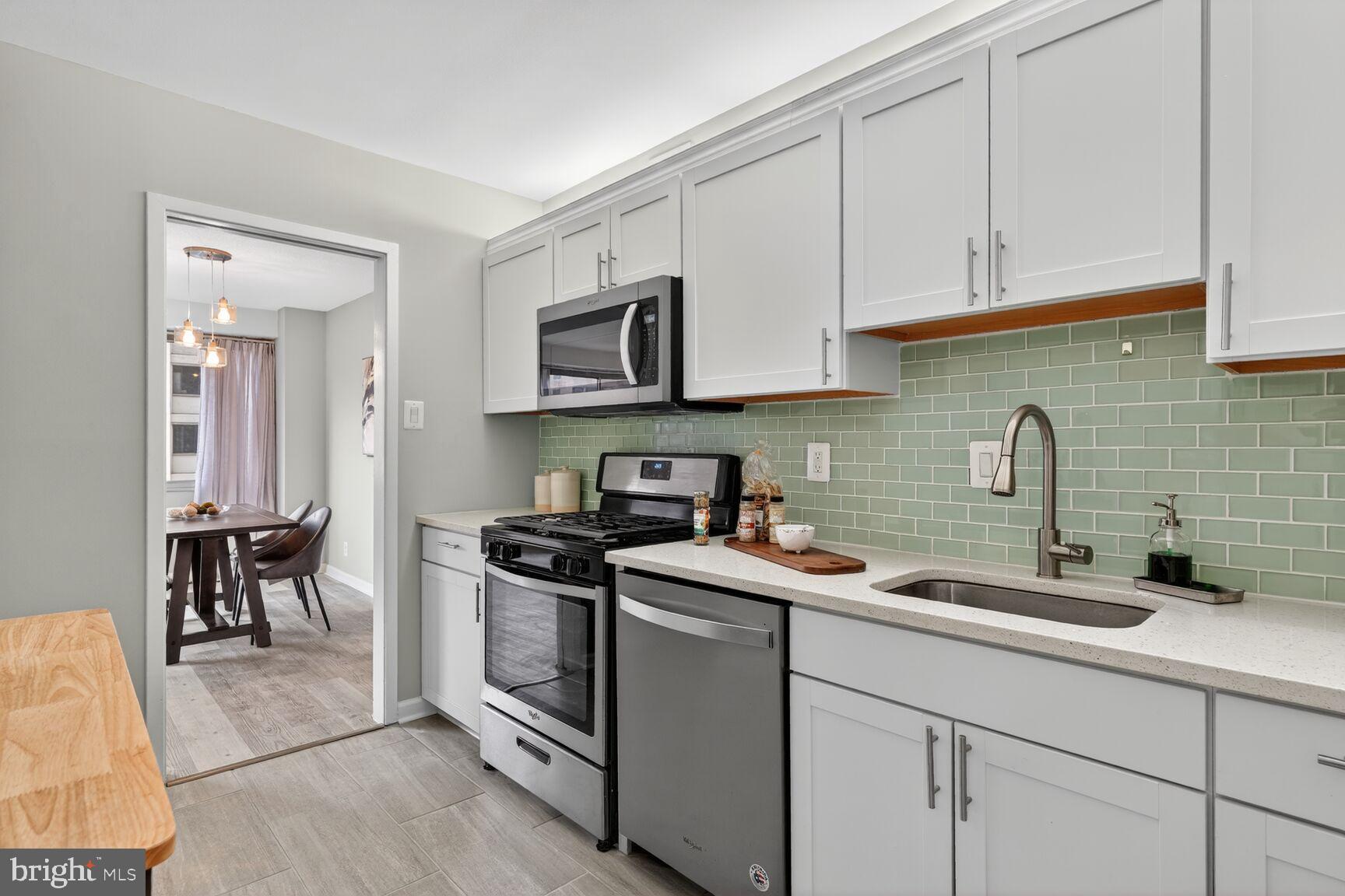 4515 WILLARD AVENUE 1414S