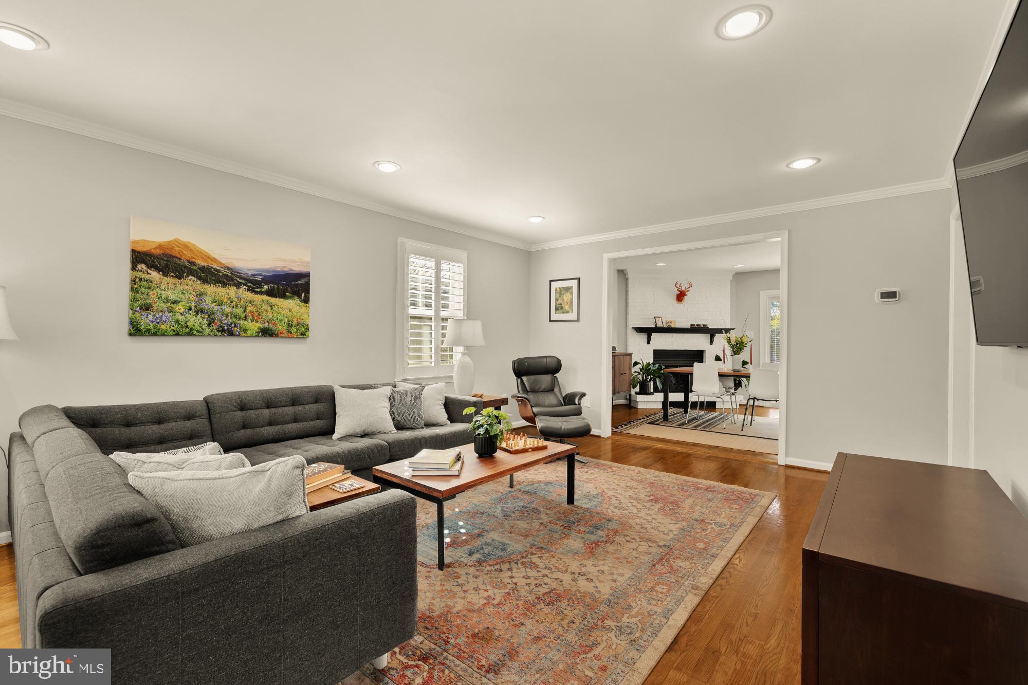 1601 NOYES DRIVE