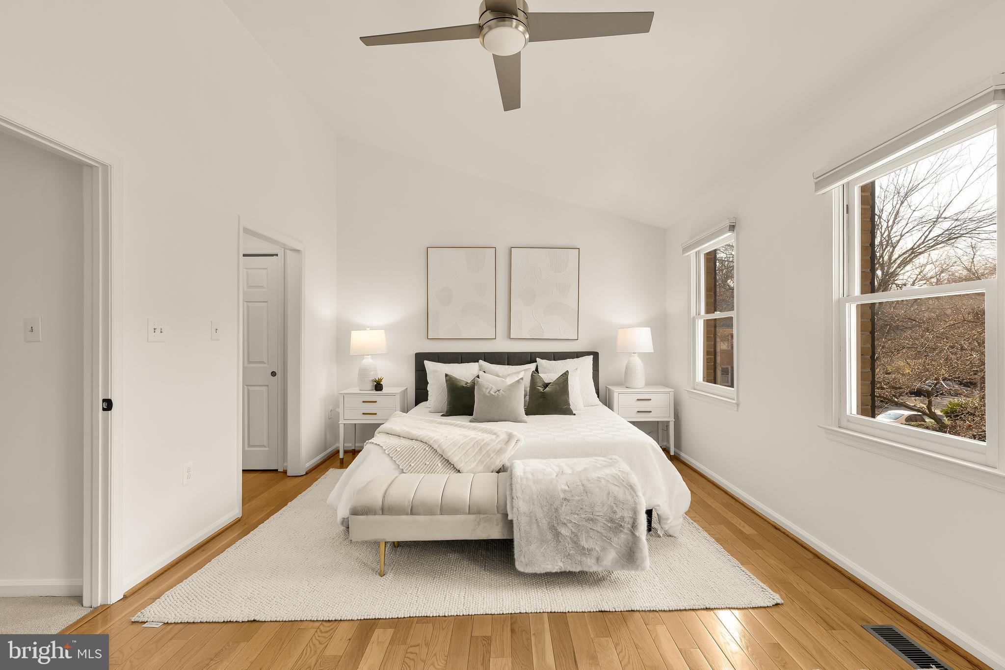 10135 CRESTBERRY PLACE