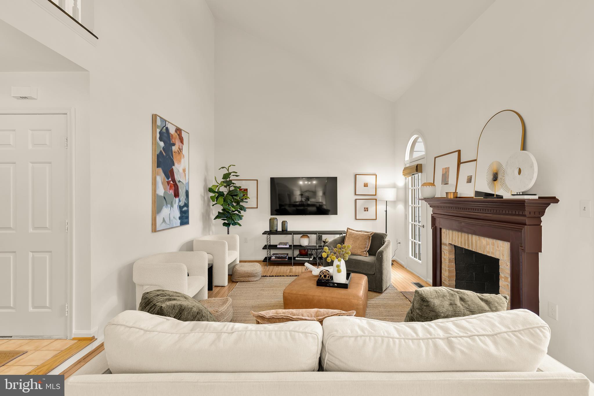 10135 CRESTBERRY PLACE