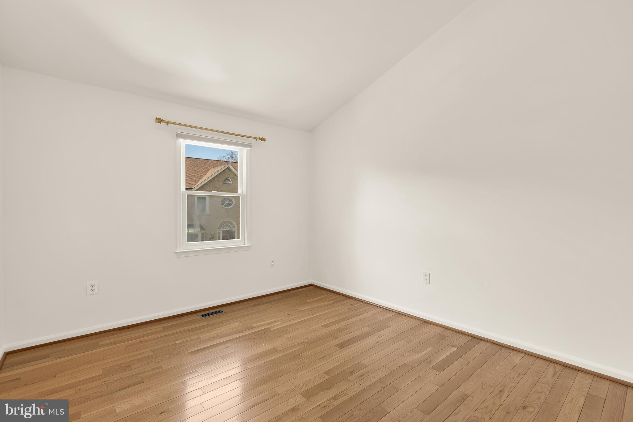 10135 CRESTBERRY PLACE