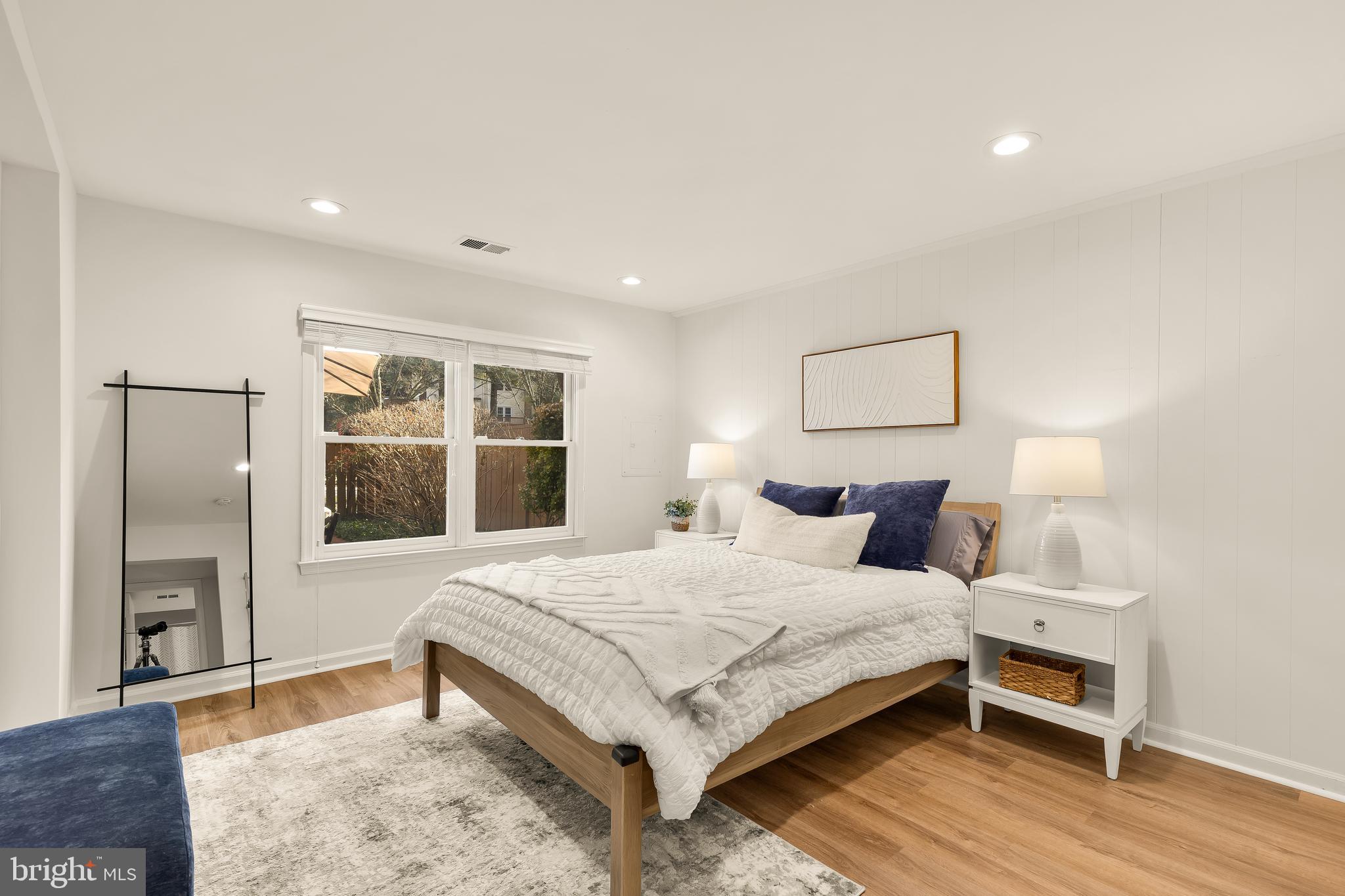 10135 CRESTBERRY PLACE