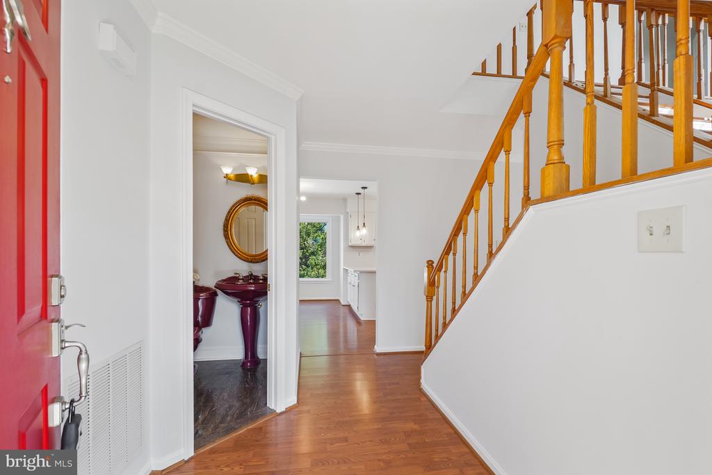 17413 CHEROKEE LANE