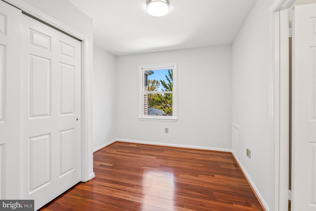 17413 CHEROKEE LANE
