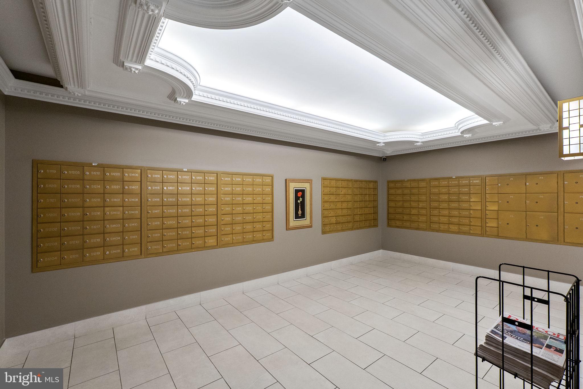 4515 WILLARD AVENUE 1414S