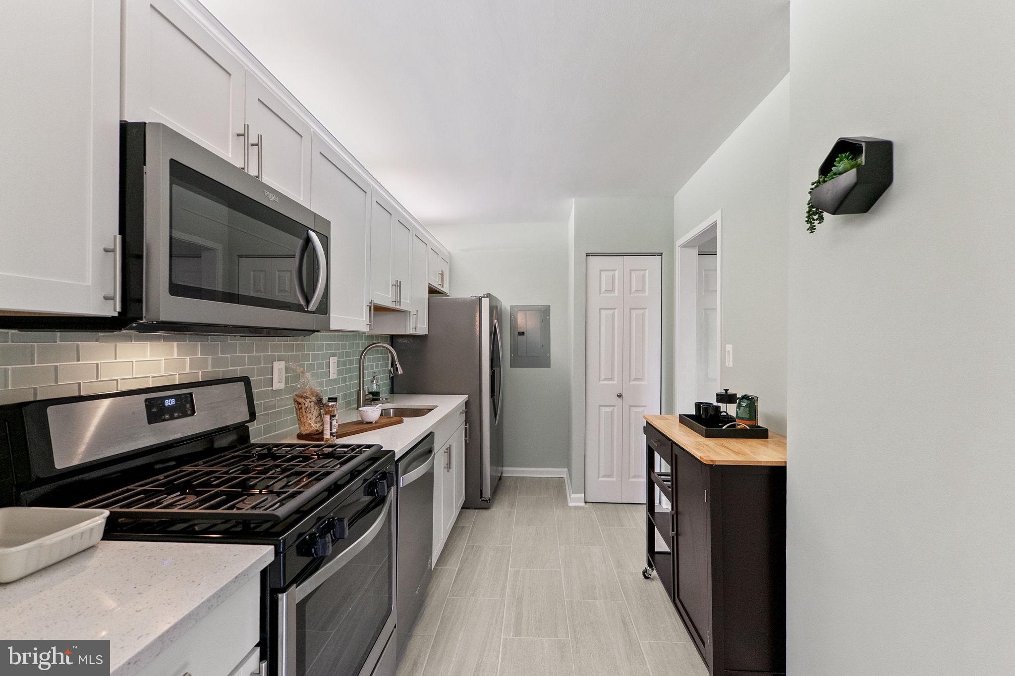 4515 WILLARD AVENUE 1414S