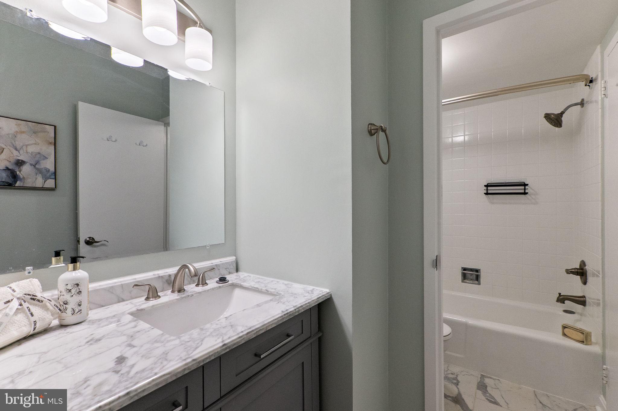 4515 WILLARD AVENUE 1414S