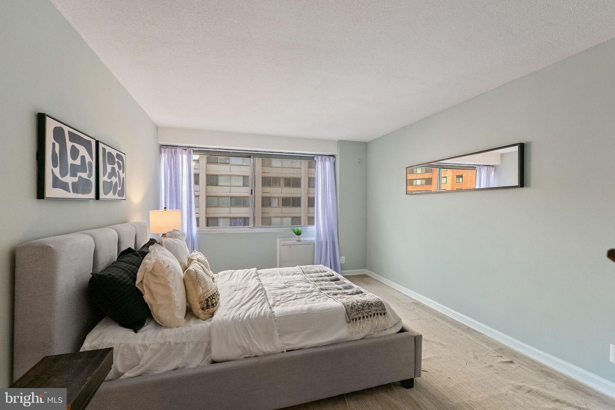 4515 WILLARD AVENUE 1414S