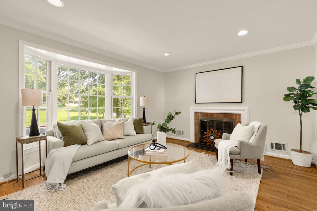5300 ALTA VISTA ROAD
