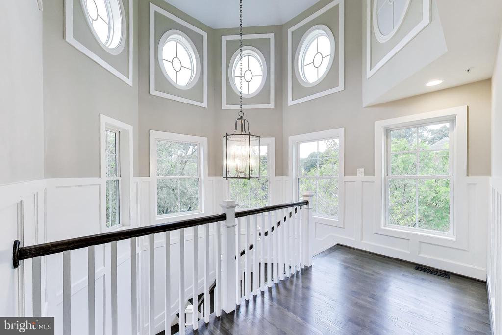 13513 MOONLIGHT TRAIL DRIVE