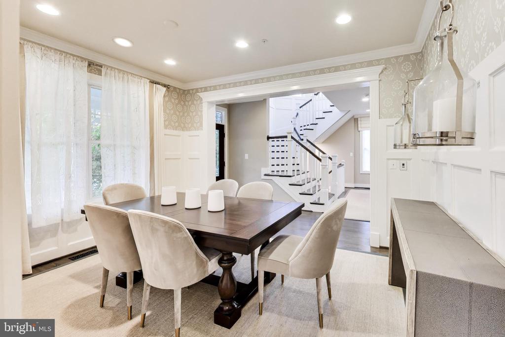 13513 MOONLIGHT TRAIL DRIVE