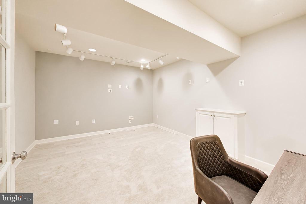 13513 MOONLIGHT TRAIL DRIVE