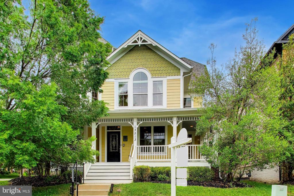 13513 MOONLIGHT TRAIL DRIVE