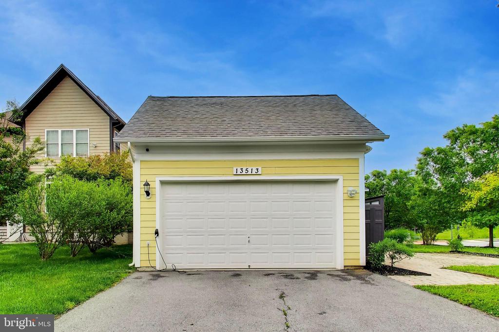 13513 MOONLIGHT TRAIL DRIVE