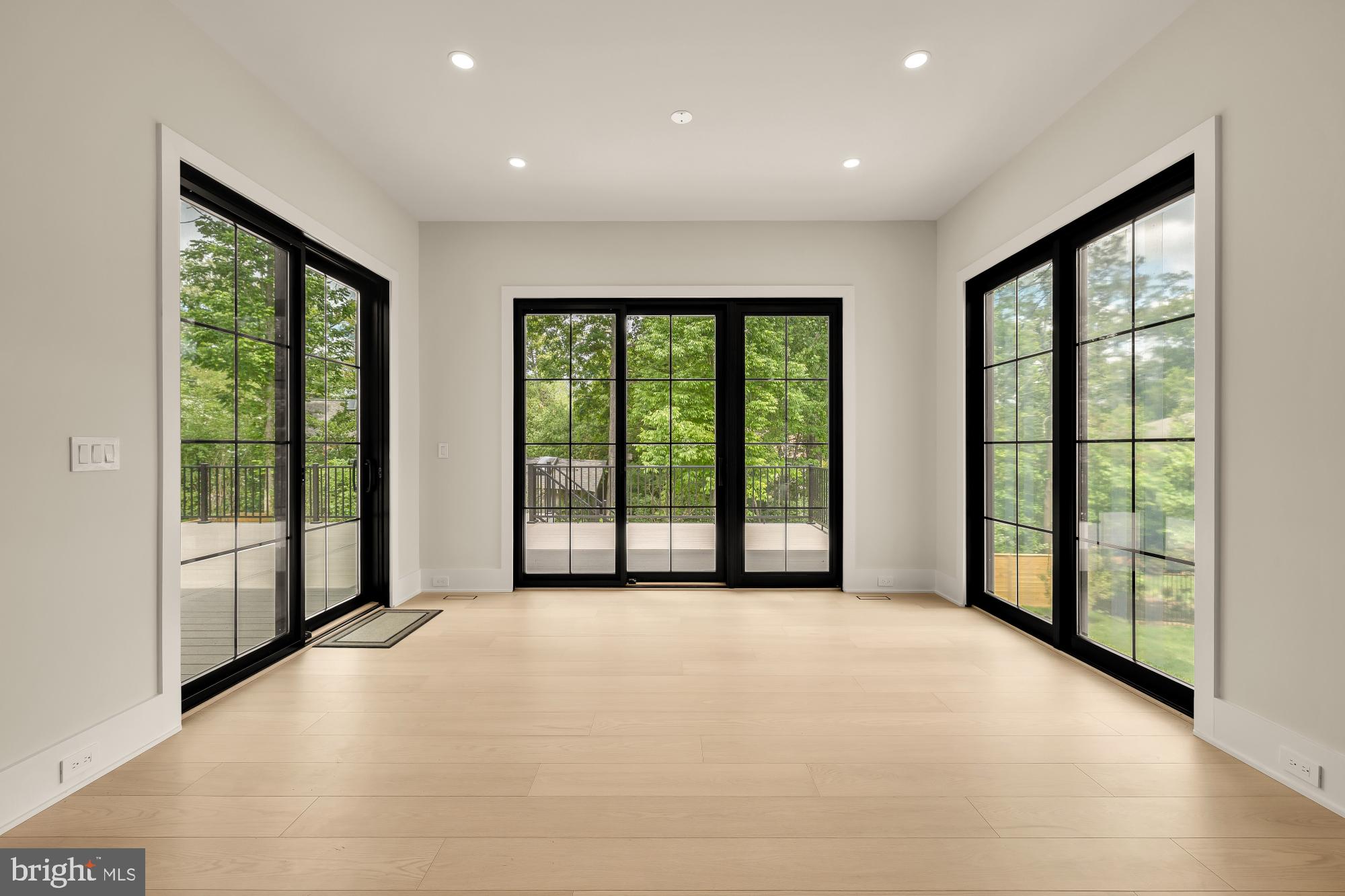 8314 THOREAU DRIVE