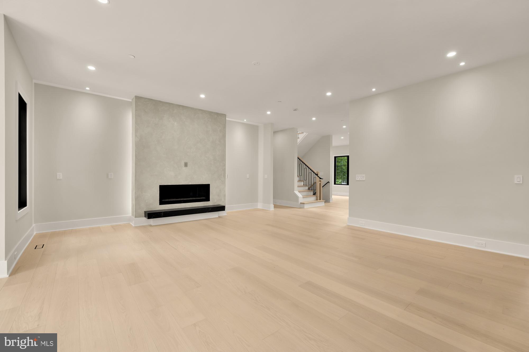 8314 THOREAU DRIVE