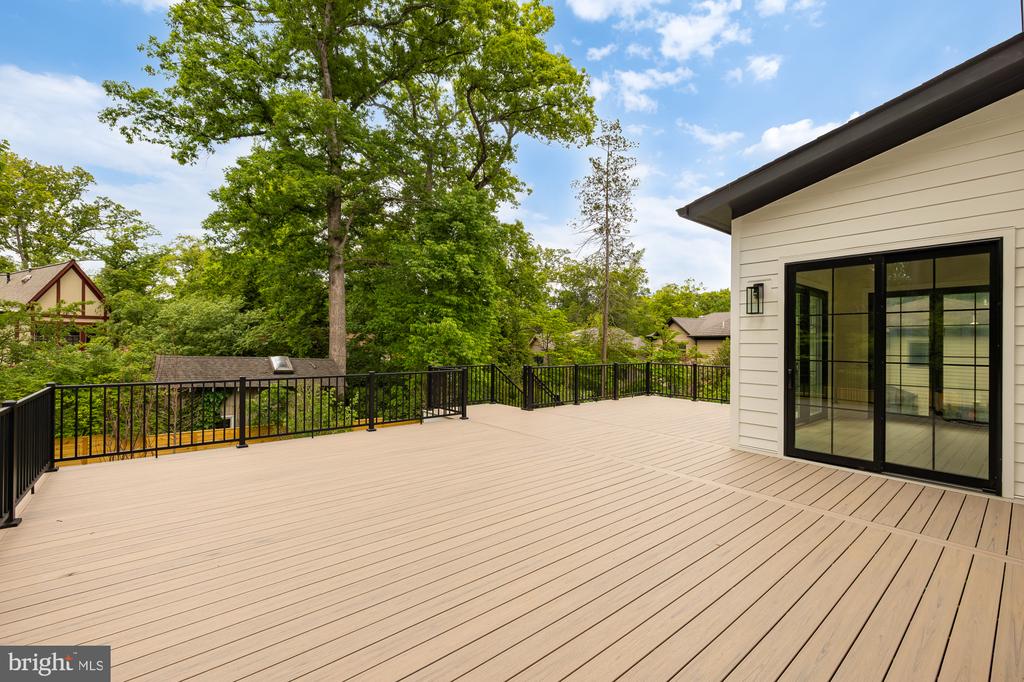 8314 THOREAU DRIVE