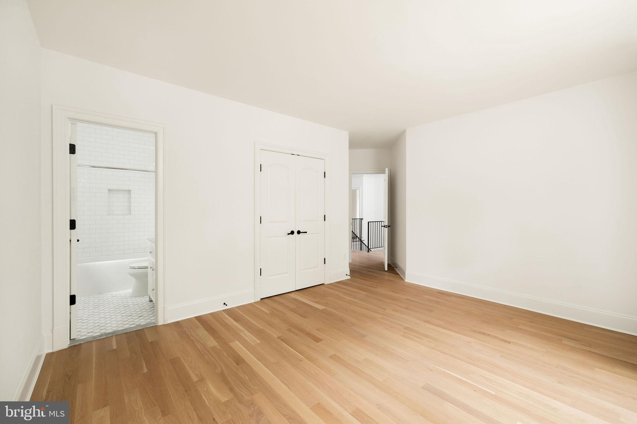 3400 COQUELIN TERRACE