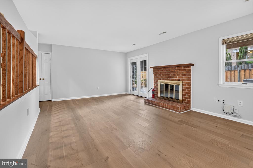 4836 CLOISTER DRIVE