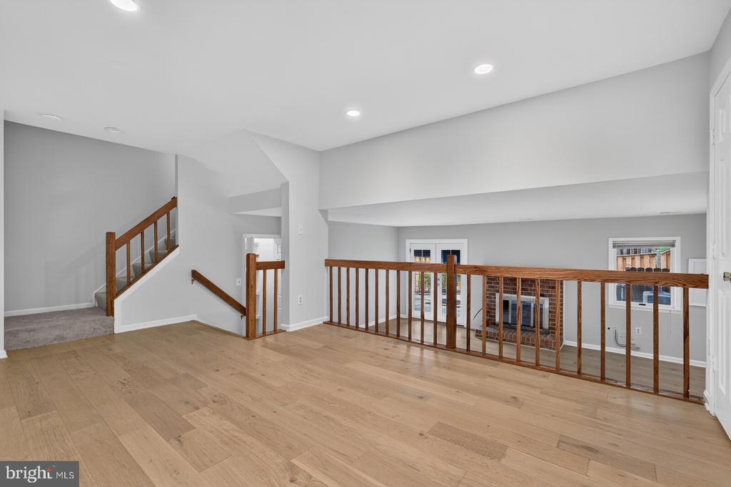 4836 CLOISTER DRIVE