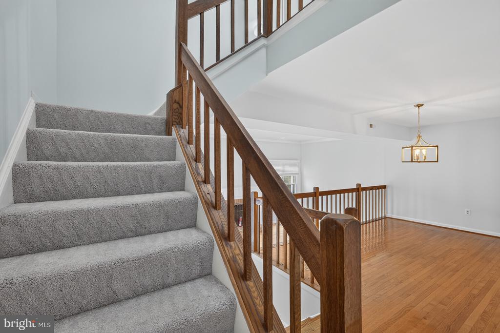 4836 CLOISTER DRIVE