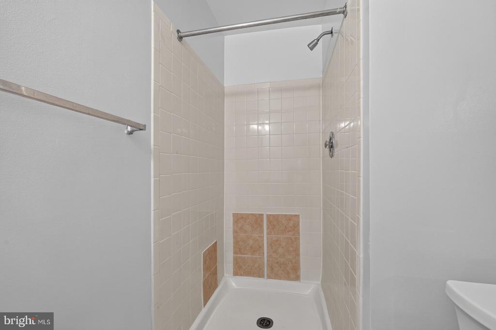 4836 CLOISTER DRIVE