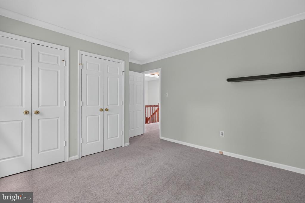 4836 CLOISTER DRIVE