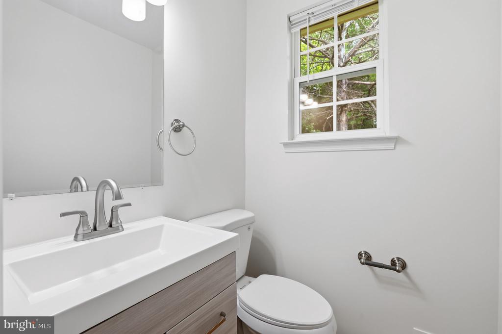 9113 BRAMBLE BUSH COURT