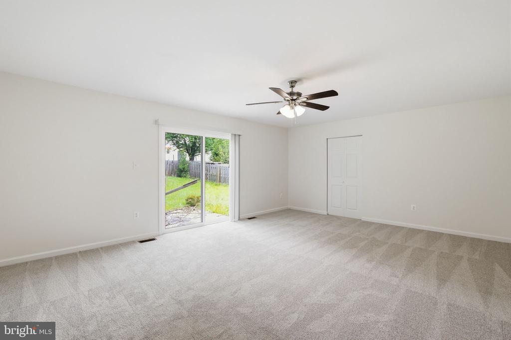 9113 BRAMBLE BUSH COURT