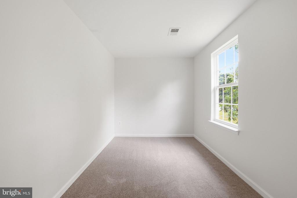 9113 BRAMBLE BUSH COURT