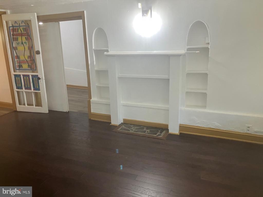 315 CIRCLE AVENUE